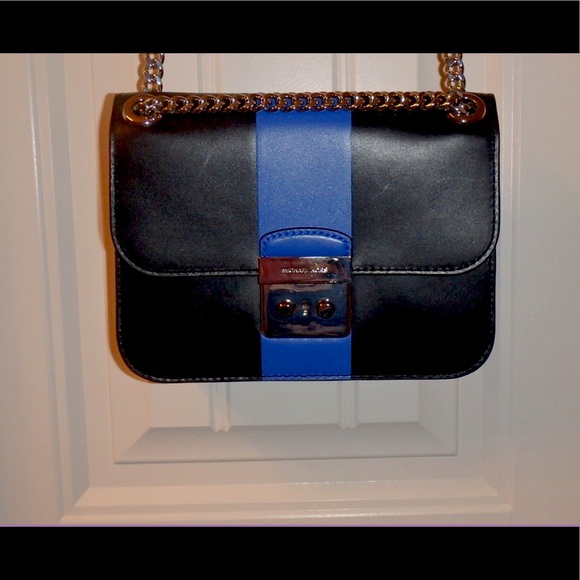 Michael Kors Center Stripe Slm Edt Md Chain Blk/Elecblue Leather Shoulder Bag - Picture 4 of 5